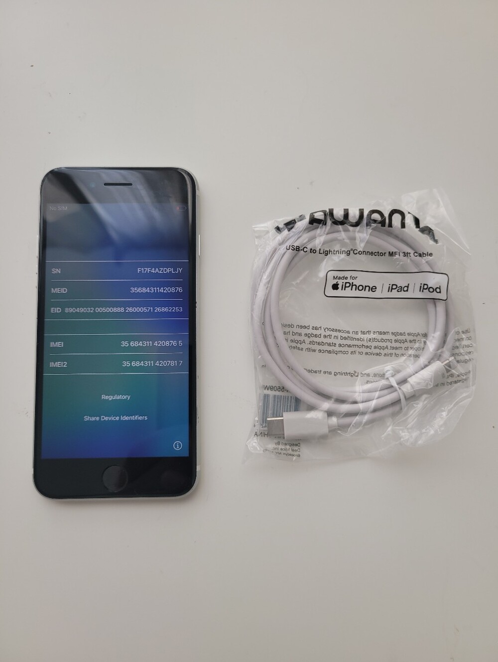 Apple iPhone SE 2nd Gen White 128 GB Used Unblocked **AJ**